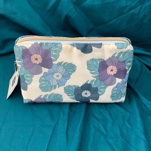 Blue floral pencil pouch/makeup bag, zipper